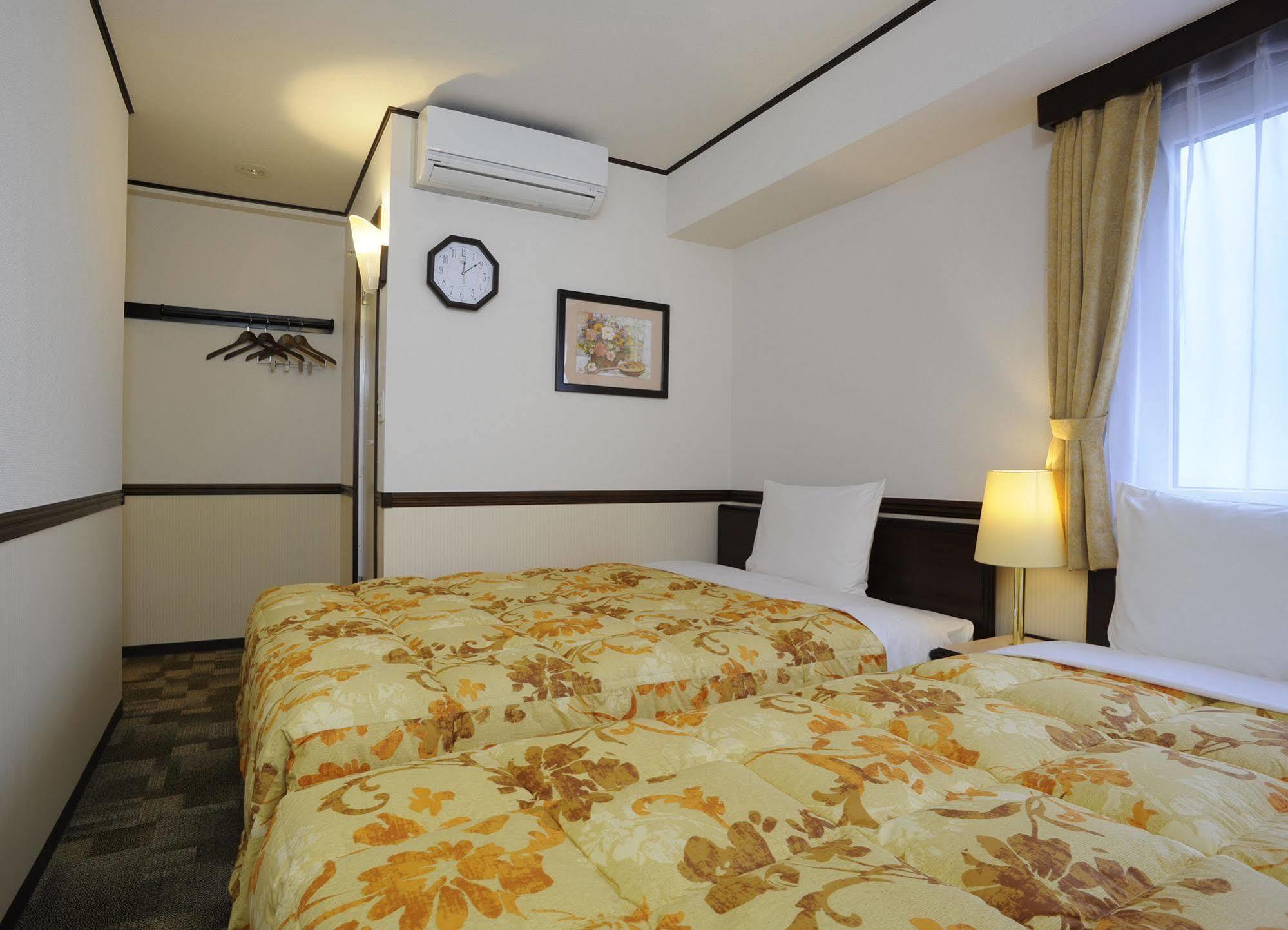 Toyoko Inn Fujisan Numazu Eki Kita Guchi No 2 מראה חיצוני תמונה
